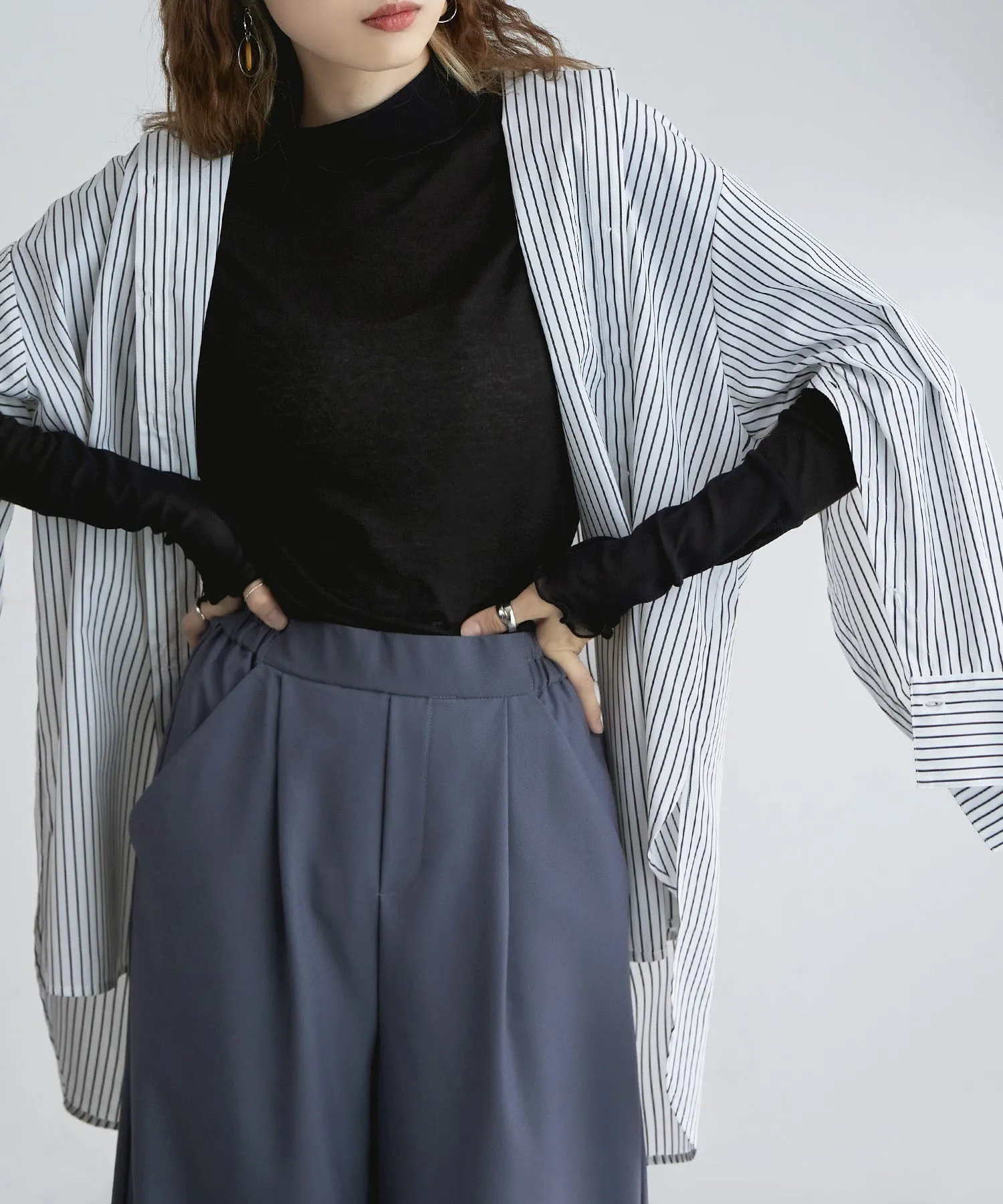 Sheer mellow switching tops