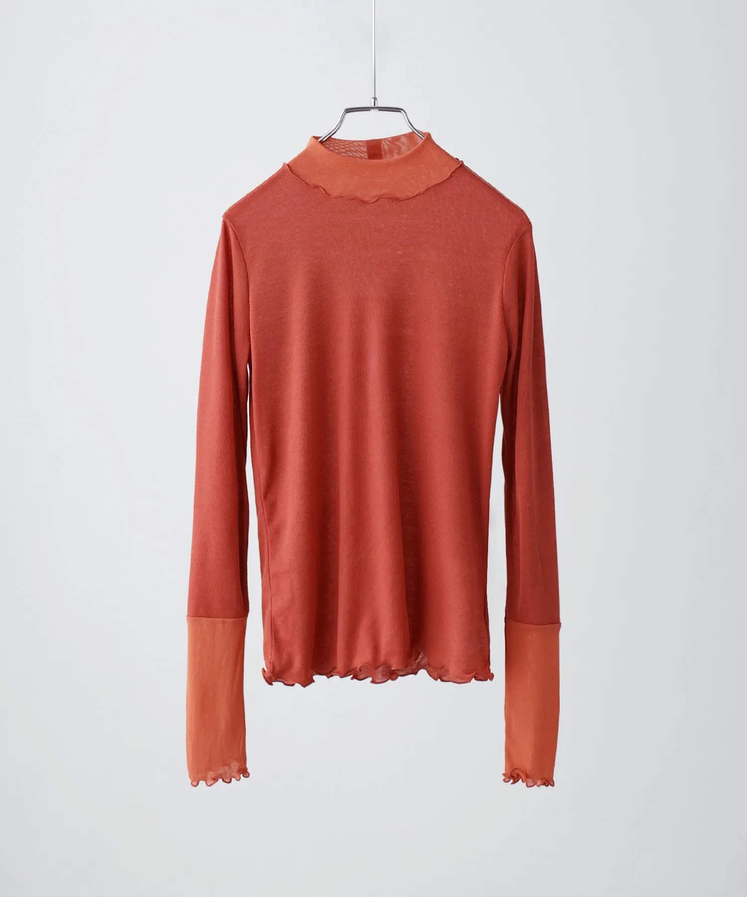Sheer mellow switching tops