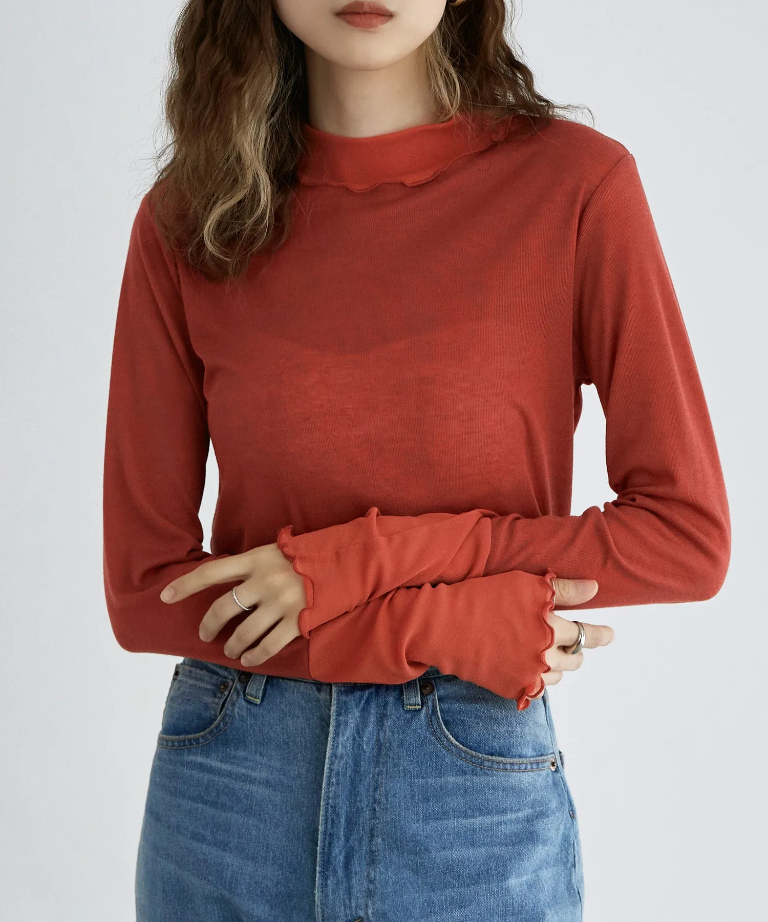Sheer mellow switching tops