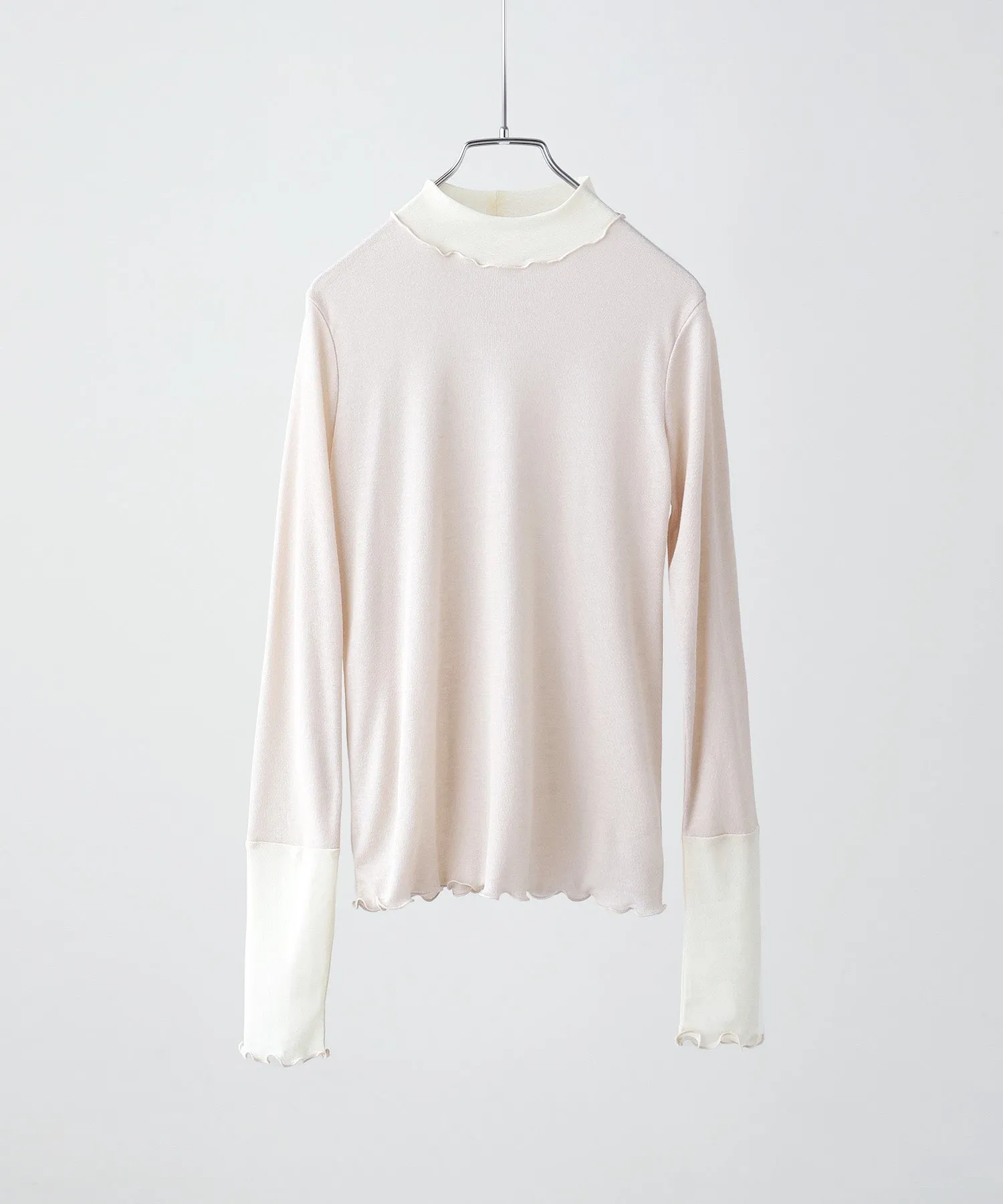 Sheer mellow switching tops