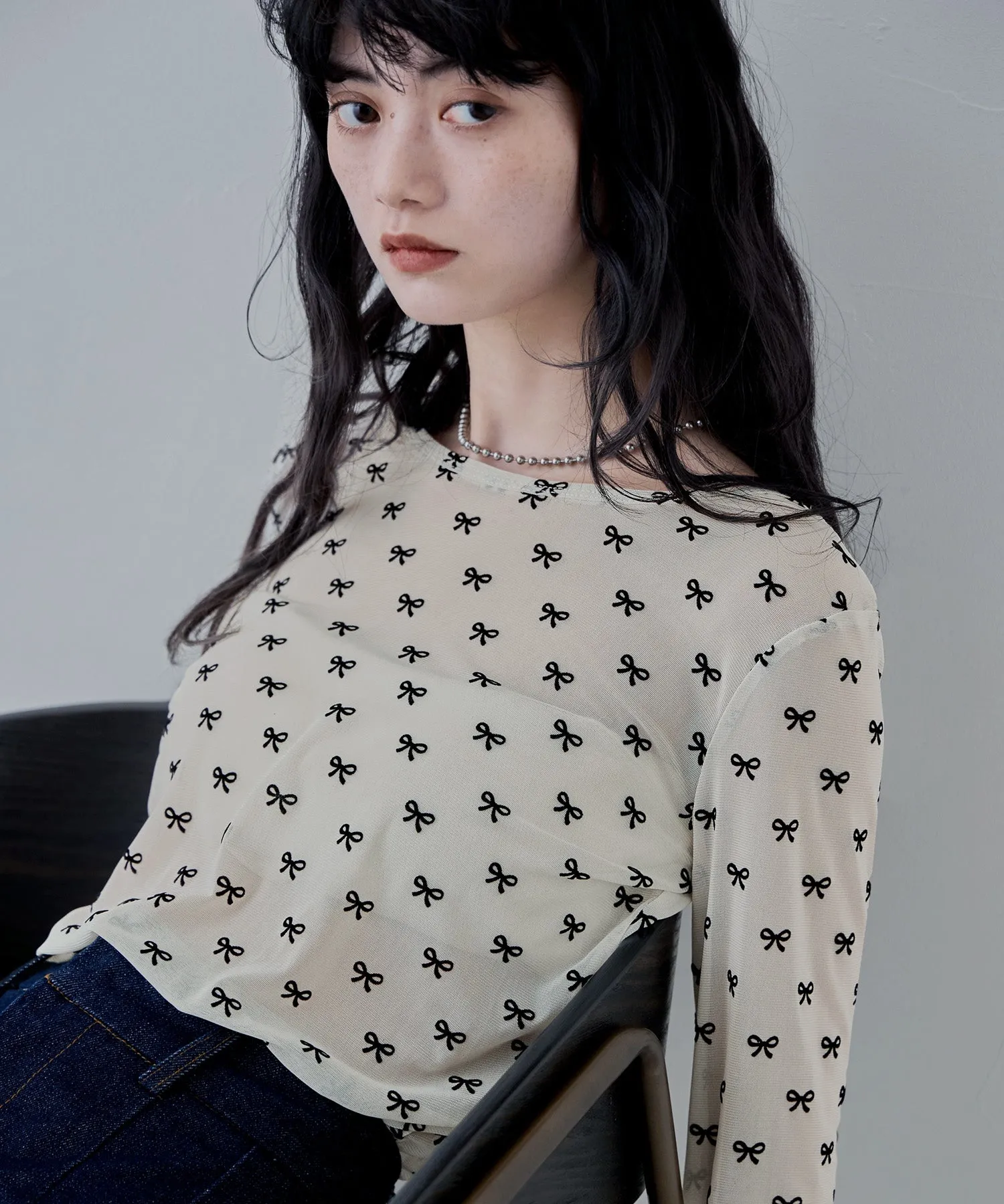 Sheer ribbon flocked tops
