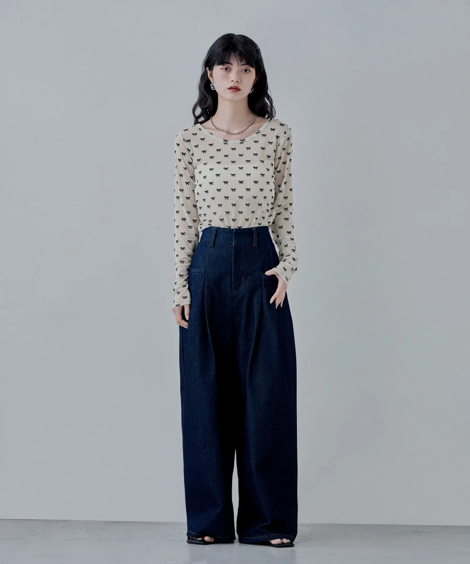 Sheer ribbon flocked tops