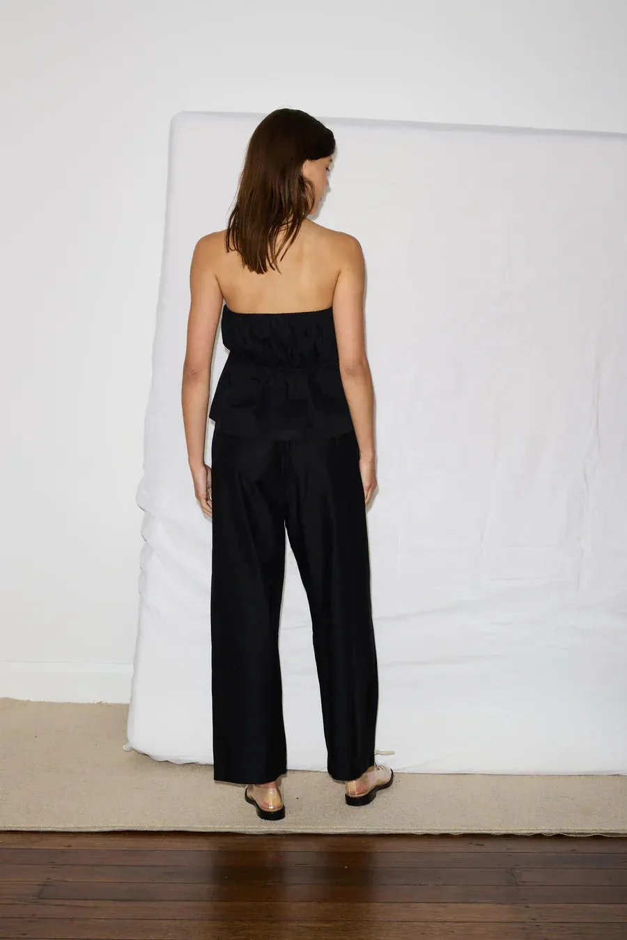 THE EASE TROUSER - BLACK